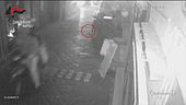 Allarme scippi a Napoli