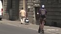 La Toscana stringe sui monopattini