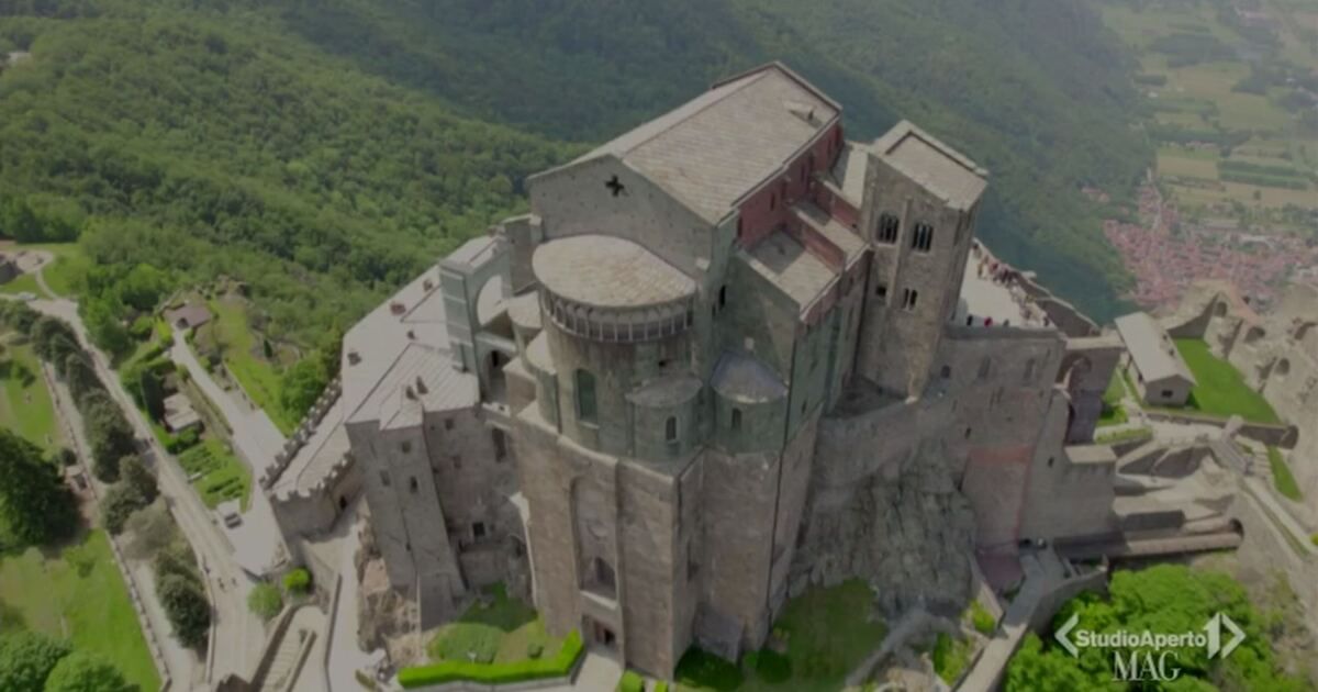 Studio Aperto: Il monumento simbolo del Piemonte: l'abbazia di San ...