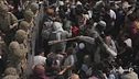 "Via dall'Afghanistan o reagiremo"