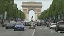 Parigi rallenta, da oggi a 30 km/h