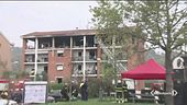 Crolla palazzina, morta una donna