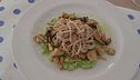 Tagliolini di farro con purea di fave e funghi cardoncelli