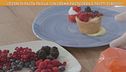 Cestini di pasta frolla con crema pasticciera e frutti di bosco