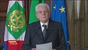 Lungo applauso per Mattarella