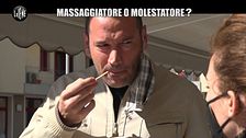 RUGGERI: Coach olistico, nuove testimonianze: "Con il braccio mi teneva il collo"