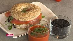 Bagel al salmone e gazpacho