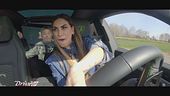 Melissa Satta con Ringo sulla Lamborghini Urus, prova teorica