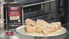 Pizza tonda con fermento di frutta e Gnocchi con asparagi, fiordilatte e cipolle caramellate