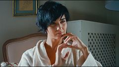 Suhan ripensa al primo incontro con Cesur