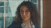 Hulya irrompe nell'ufficio di Kohran