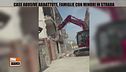 Case abusive abbattute, famiglie con minori in strada