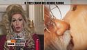 Bellatrix, la Drag queen che bacia Babbo Natale