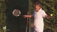 Lo scherzo a Nicola Porro