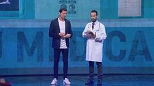Andrea e Simone nei panni del dottore e del paziente