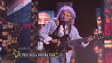 La leggenda Pino Daniele canta "A me piace 'o blues"