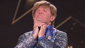 La celebrità che interpreta Elton John è...