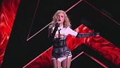 Showdown | Madonna canta "Papa don't preach"