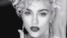 Madonna ritorna con stile