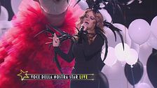 La leggenda Mina canta "Mi sei scoppiato dentro al cuore"