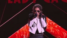 Showdown | Michael Jackson canta "I just can't stop loving you"