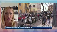 Vaccinazione degli adolescenti, Giorgia Meloni: "Non sono convinta"