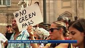 No green pass: tensione ma pochi in piazza