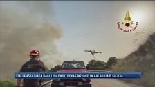 Italia assediata dagli incendi, devastazione in Calabria e Sicilia