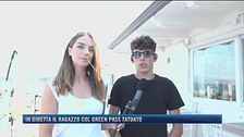 In diretta il ragazzo con il green pass tatuato