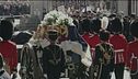 Dalla Regina a Carlo, la freddezza della corte per la morte di Diana