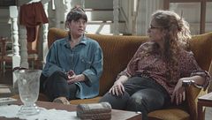 Julia e l'accoglienza di Elena