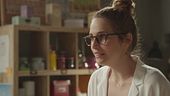 Julia si confida con Cloe