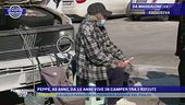 Peppe, 88 anni, da 15 anni vive in camper tra i rifiuti