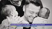 Tiziano Ferro papà col marito Victor, c'è chi lo attacca