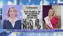 Miss Mamma, ora incinta, posa per un calendario sexy