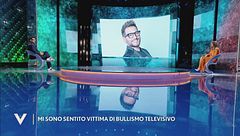 Enrico Papi: "Ho sofferto di bullismo televisivo"