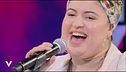 Imen Siar canta "Lonely People"