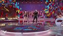 LDA canta "Bandana"