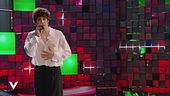 Alex in "Non siamo soli"