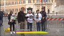Uranio impoverito, Jacopo Fo si incatena a Montecitorio