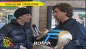 Striscia vintage, Fiorello consegna il Tapiro a Staffelli