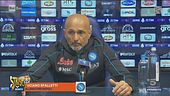 Striscioni e corsa scudetto che si restringe