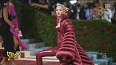 Moda caustica, le stravaganze del Met Gala