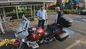 Non solo auto, anche le moto sui posti per disabili
