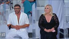 Tina e il suo inizio scoppiettante