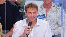 Manuele si dichiara