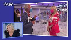 Gemma prende l'iniziativa