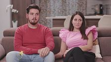 La famiglia di Federica reagisce alla gravidanza
