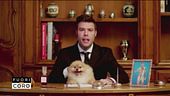 Fedez si prende gioco della politica per vendere dischi
