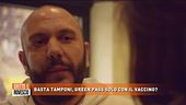 Basta tamponi, green pass solo con il vaccino?